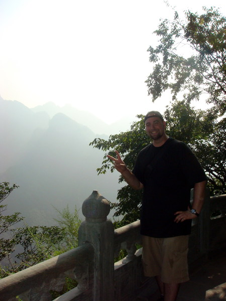 Image: /media/?path=/trips/2007-08-13 China/2007-08-20_Wudang/20070820-162030-0-Rob.jpg